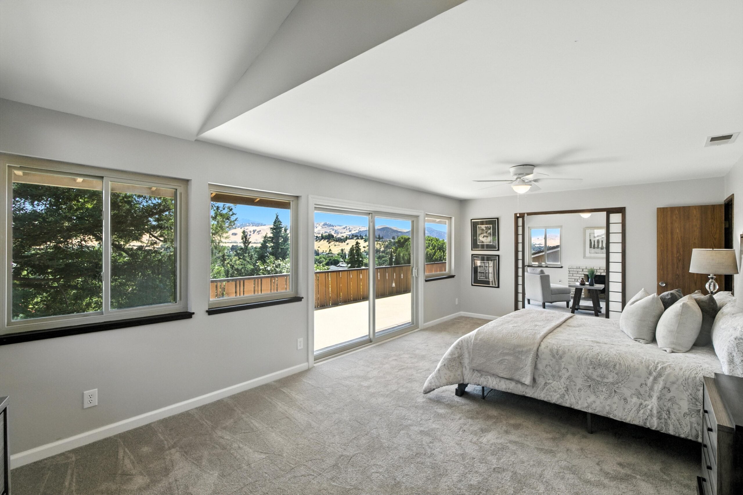 Brentwood real estate agent (Homes by Krista)