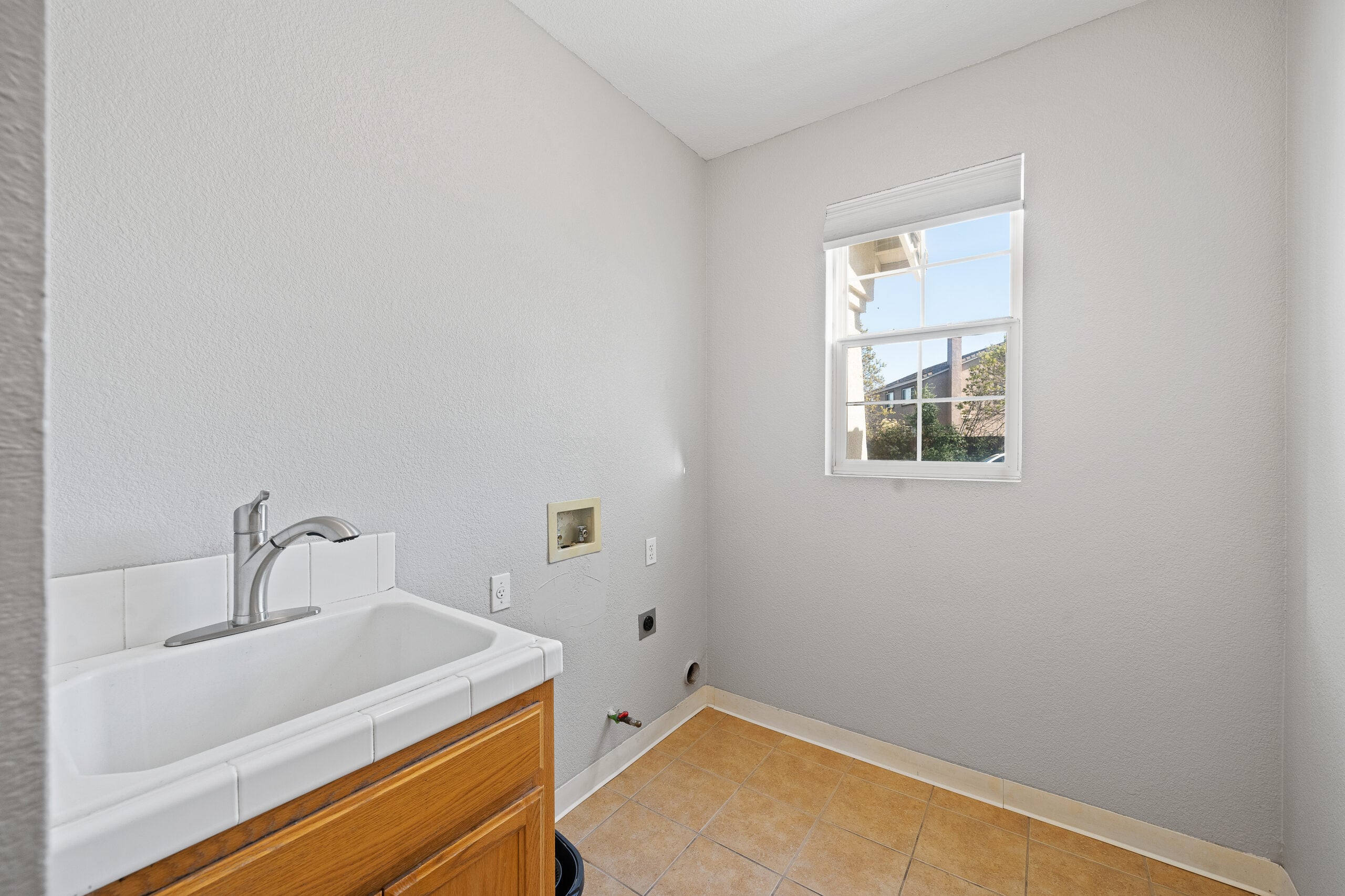 Brentwood real estate agent (Homes by Krista)