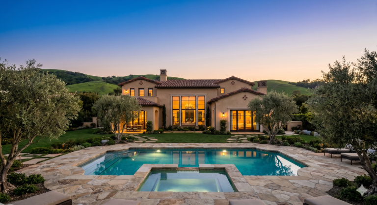What Are the Best Luxury Neighborhoods in Brentwood CA?