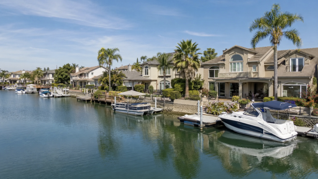 Brentwood real estate agent (Homes by Krista) Brentwood real estate agent (Homes by Krista)