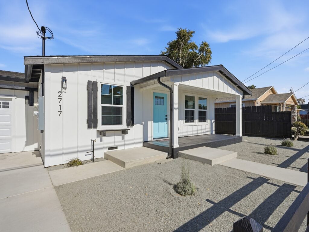 Brentwood real estate agent (Homes by Krista)